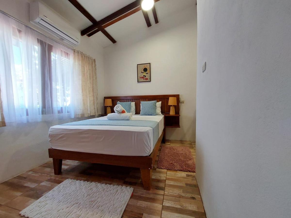 Casa Thirema Tortuguero Hotel Bagian luar foto