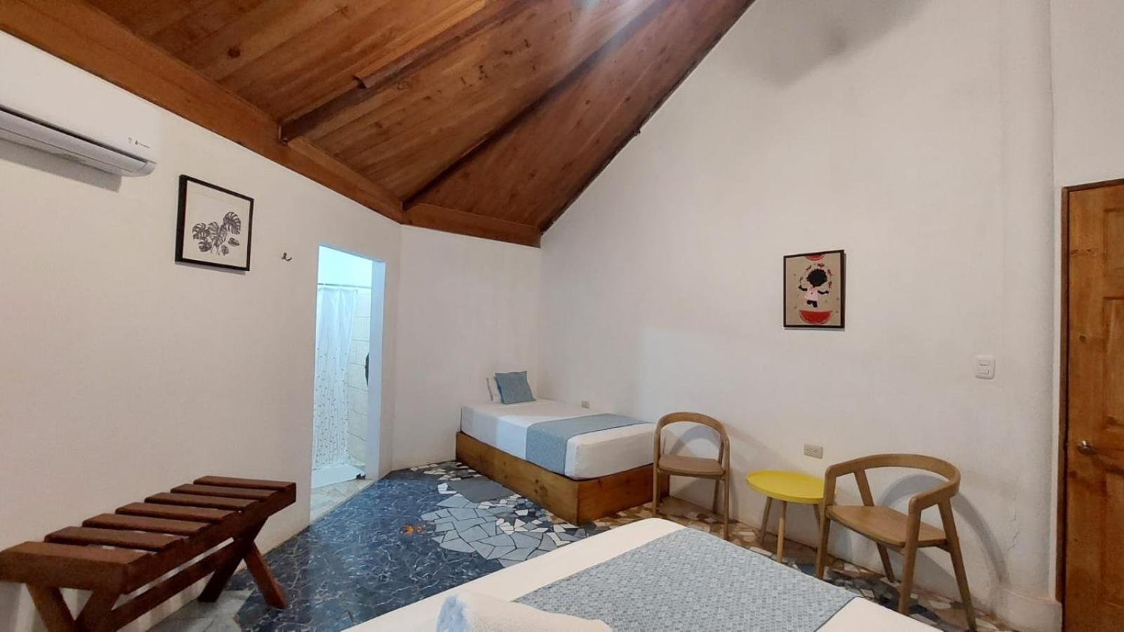 Casa Thirema Tortuguero Hotel Bagian luar foto