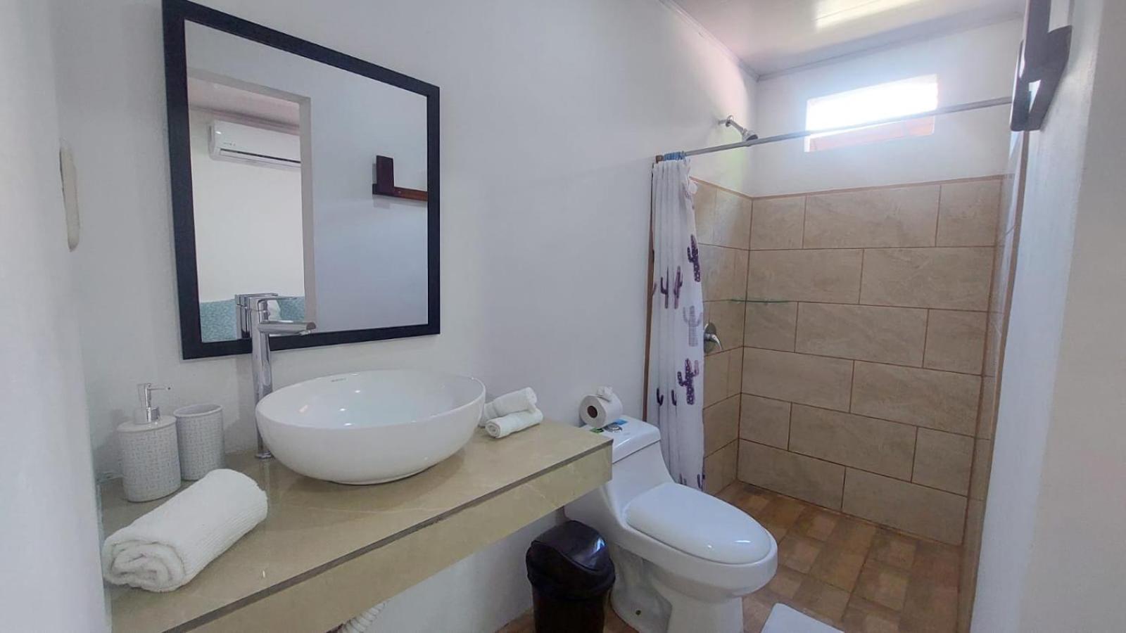 Casa Thirema Tortuguero Hotel Bagian luar foto